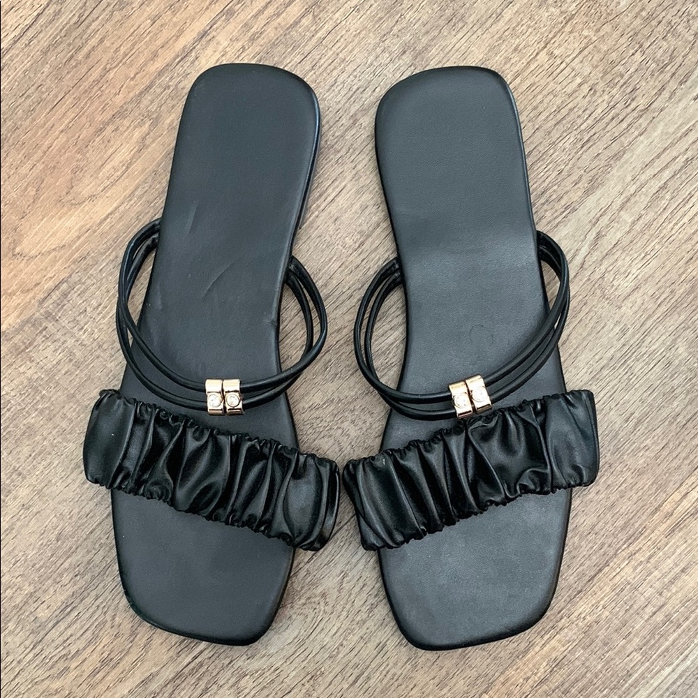 SHEIN Black Minimalist Sandals